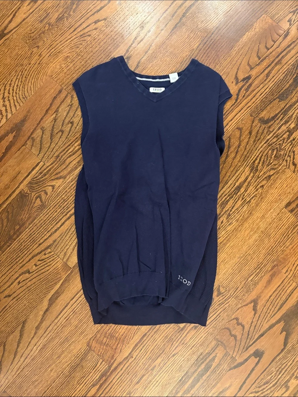Izod Golf Navy Sleeveless V-Neck Knit Top